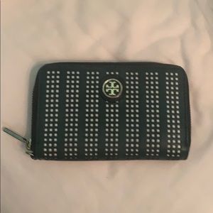 tory burch wallet